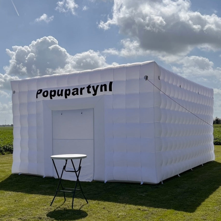 Pop-up club